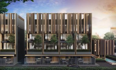 For sale 4 bedrooms townhouse in Mueang Samut Prakan, Samut Prakan