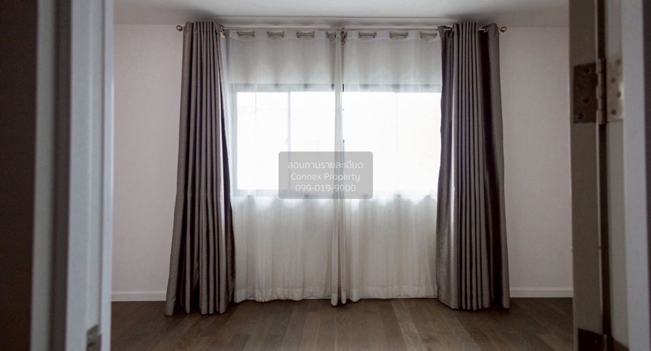For sale 3 ベッドルーム townhouse in Lak Si, Bangkok