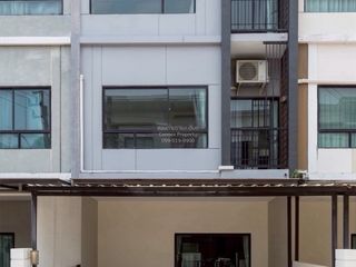 Casa adosada en venta de 3 habitaciones en Lak Si, Bangkok