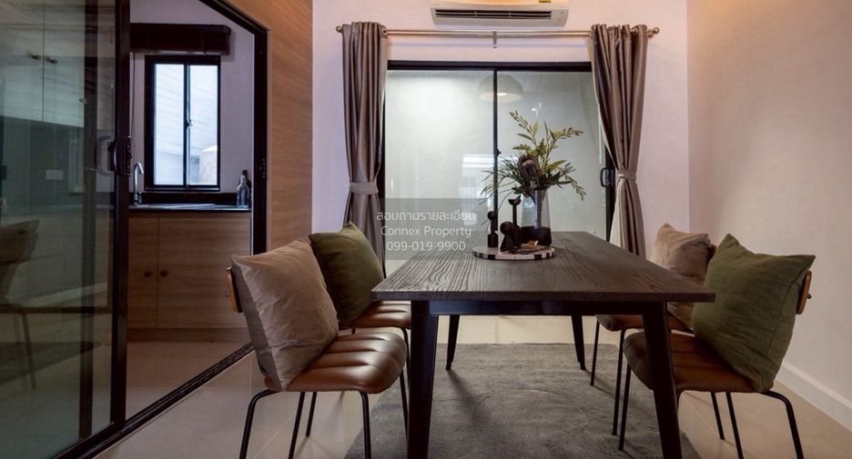 For sale 3 ベッドルーム townhouse in Lak Si, Bangkok