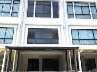 Reihenhaus zum Kauf mit 3 Zimmer in Suan Luang, Bangkok
