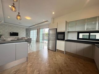 Casa en venta de 3 habitaciones en Bang Lamung, Chonburi