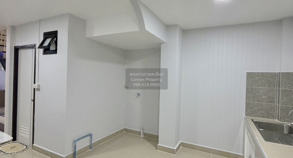 À vendre 3 chambres maison de ville à Mueang Nonthaburi, Nonthaburi