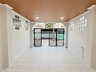 For sale 3 bedrooms townhouse in Mueang Nonthaburi, Nonthaburi