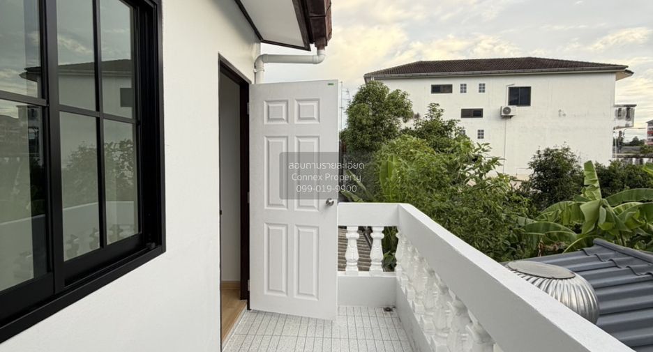 À vendre 3 chambres maison de ville à Mueang Nonthaburi, Nonthaburi