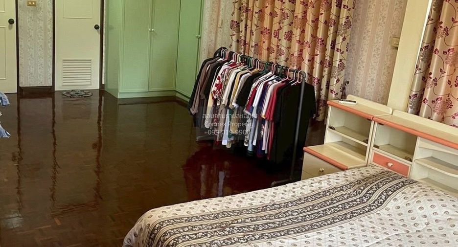 For sale 4 bedrooms house in Bang Phli, Samut Prakan