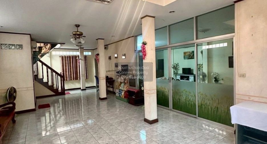 For sale 4 bedrooms house in Bang Phli, Samut Prakan