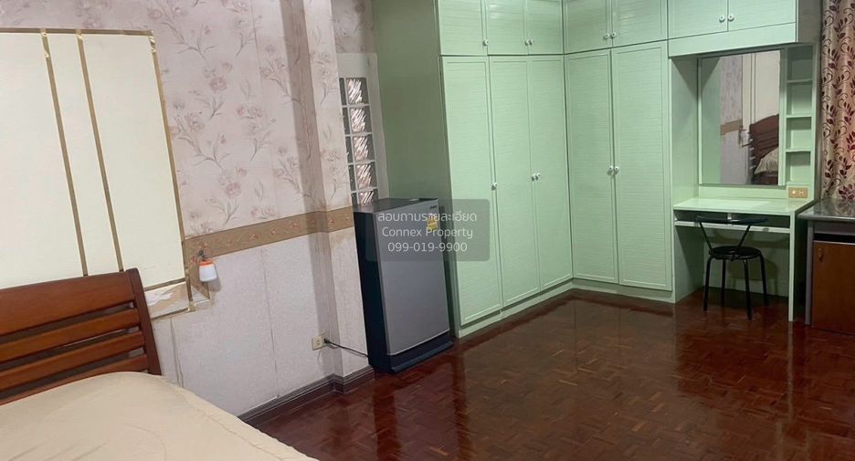 For sale 4 bedrooms house in Bang Phli, Samut Prakan