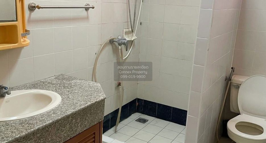 For sale 4 bedrooms house in Bang Phli, Samut Prakan