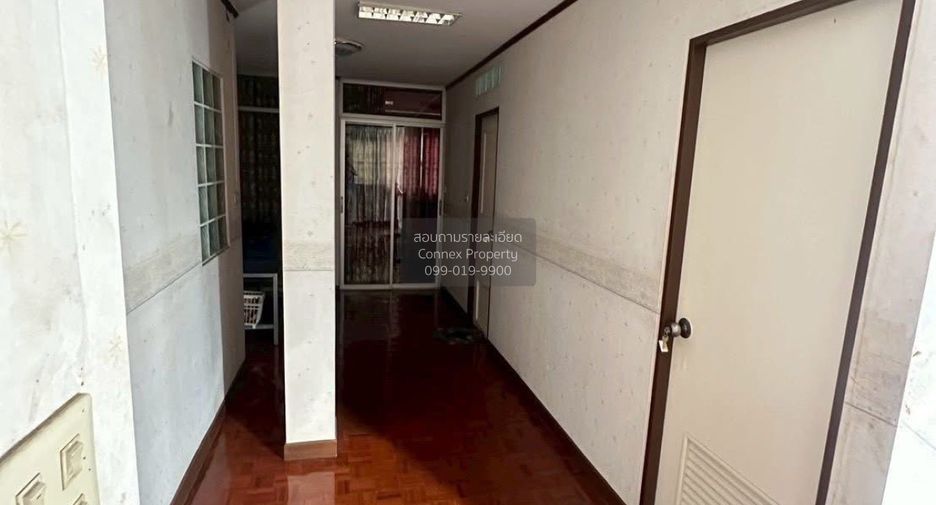 For sale 4 bedrooms house in Bang Phli, Samut Prakan
