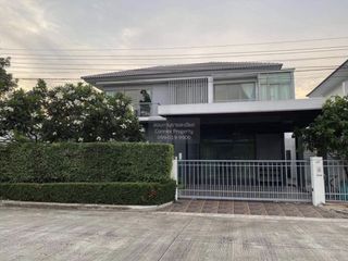 Casa en venta de 6 habitaciones en Min Buri, Bangkok