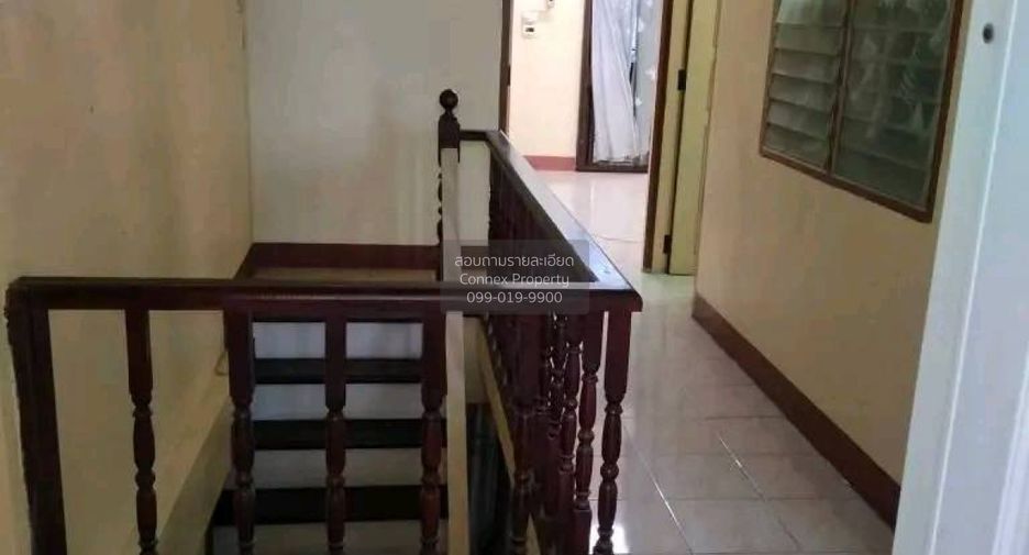 Reihenhaus zum Kauf mit 3 Zimmer in Sam Phran, Nakhon Pathom