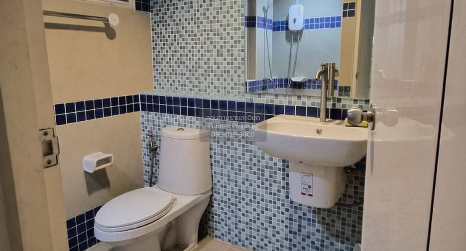For sale 3 bedrooms townhouse in Wang Thonglang, Bangkok