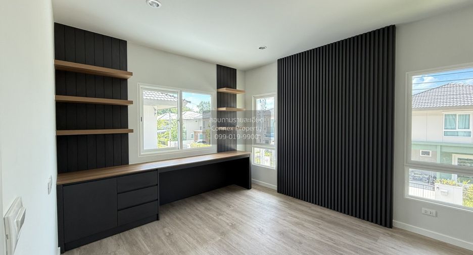 Haus zum Kauf mit 4 Zimmer in Mueang Phuket, Phuket