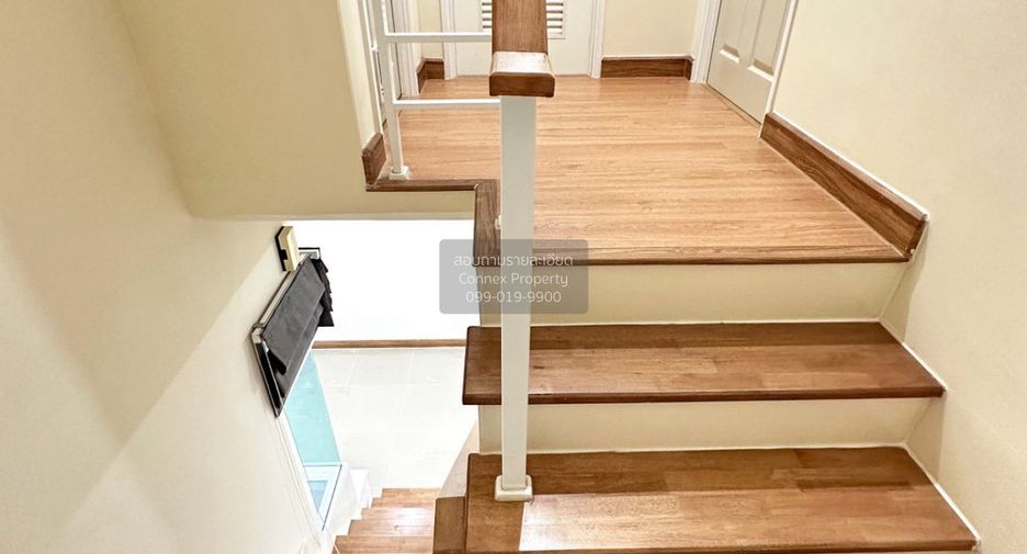 For sale 3 bedrooms townhouse in Bueng Kum, Bangkok