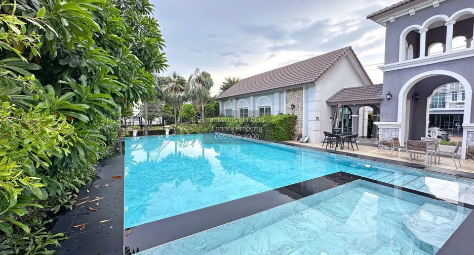 For sale 3 bedrooms townhouse in Bueng Kum, Bangkok