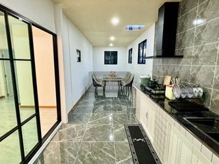 For sale 4 bedrooms house in Khlong Sam Wa, Bangkok