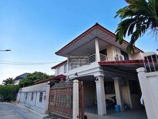 For sale 4 bedrooms house in Khlong Sam Wa, Bangkok