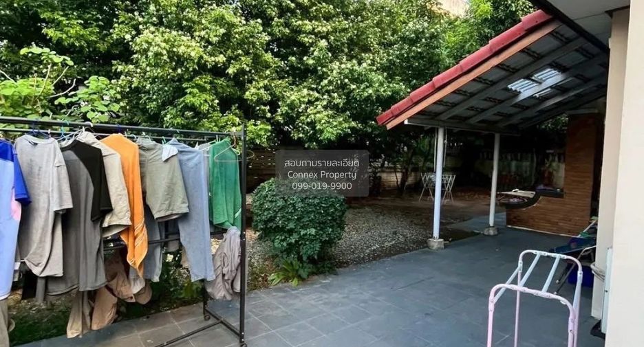 For sale 4 bedrooms house in Khlong Sam Wa, Bangkok