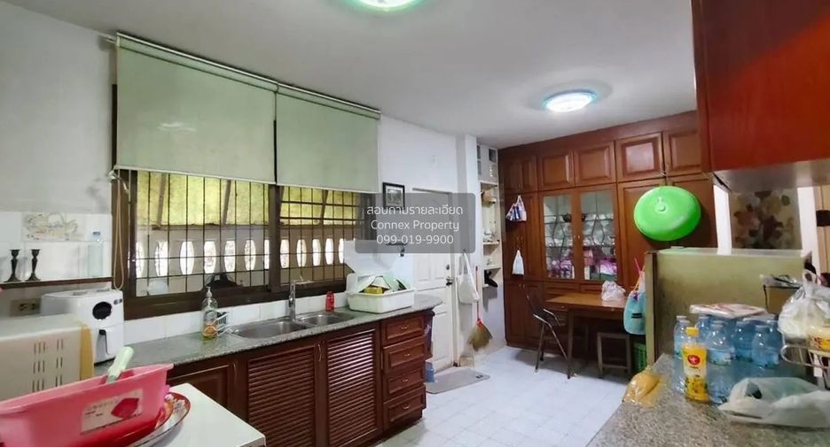 For sale 4 bedrooms house in Khlong Sam Wa, Bangkok