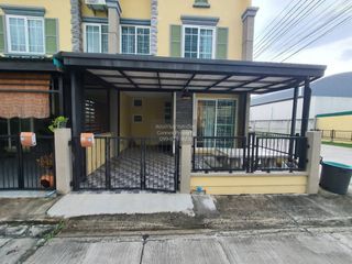 出售 4 卧室 联排别墅 在 Mueang Nonthaburi, Nonthaburi