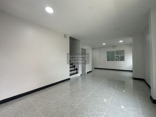 À vendre 3 chambres maison à Phutthamonthon, Nakhon Pathom