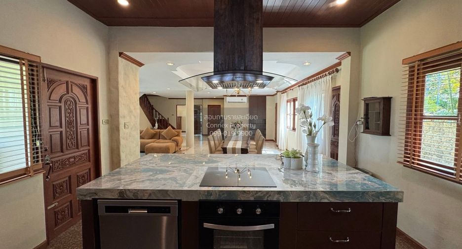 For sale 5 ベッドルーム house in Mueang Phuket, Phuket