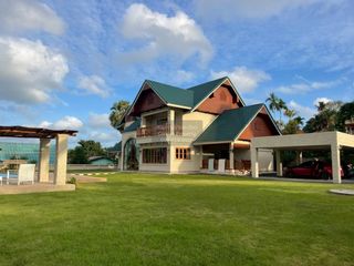 For sale 5 ベッドルーム house in Mueang Phuket, Phuket