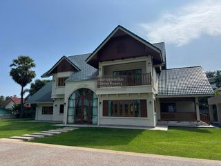 For sale 5 ベッドルーム house in Mueang Phuket, Phuket