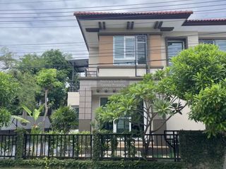 For sale 4 bedrooms house in Bang Khun Thian, Bangkok