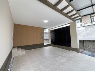 For sale 4 bedrooms house in Bang Khun Thian, Bangkok