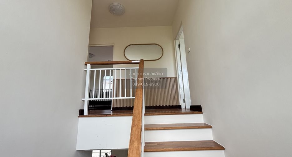 For sale 4 bedrooms house in Bang Khun Thian, Bangkok