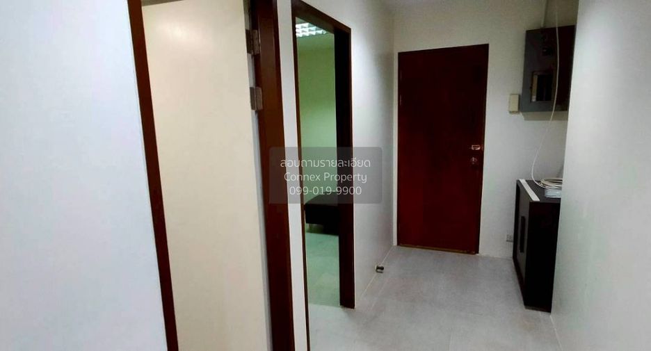 À vendre 3 chambres condo à Khlong Toei, Bangkok