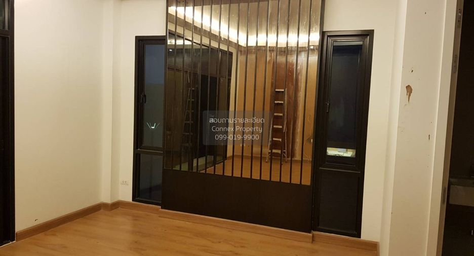 ขาย 4 ห้องนอน บ้านเดี่ยว ใน บางขุนเทียน, กรุงเทพฯ