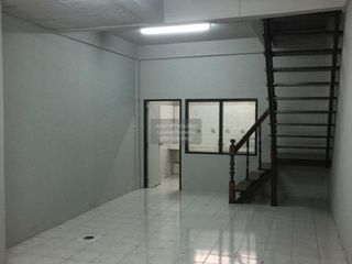 For sale 3 bedrooms townhouse in Min Buri, Bangkok