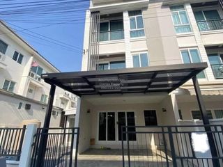 Reihenhaus zum Kauf mit 3 Zimmer in Suan Luang, Bangkok