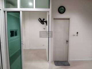 For sale 5 bedrooms townhouse in Prawet, Bangkok
