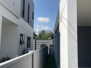 For sale 4 bedrooms house in Bang Khun Thian, Bangkok