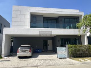 For sale 4 bedrooms house in Bang Khun Thian, Bangkok