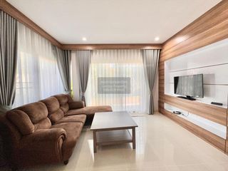 For sale 3 bedrooms house in Si Racha, Chonburi