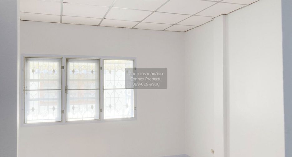À vendre 3 chambres maison de ville à Mueang Samut Prakan, Samut Prakan