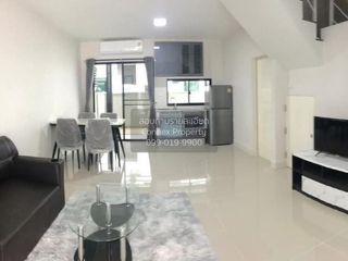 For sale 3 bedrooms townhouse in Prawet, Bangkok