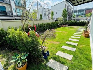For sale 3 bedrooms townhouse in Prawet, Bangkok