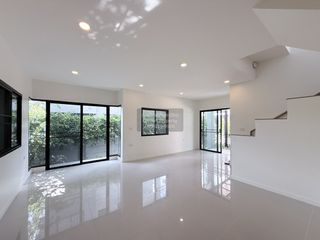 Casa en venta de 3 habitaciones en Bang Kruai, Nonthaburi