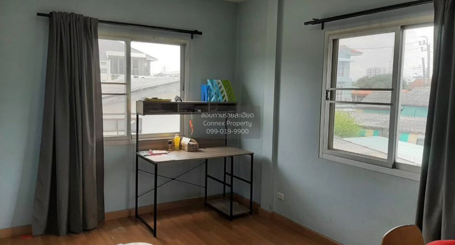 For sale 3 bedrooms house in Mueang Nonthaburi, Nonthaburi