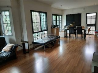 For sale 3 bedrooms house in Mueang Nonthaburi, Nonthaburi