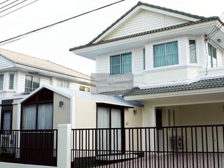 Haus zum Kauf mit 3 Zimmer in Lam Luk Ka, Pathum Thani