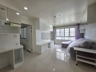 For sale 2 bedrooms condo in Bang Phlat, Bangkok