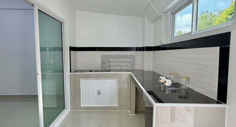 For sale 3 bedrooms townhouse in Mueang Nonthaburi, Nonthaburi