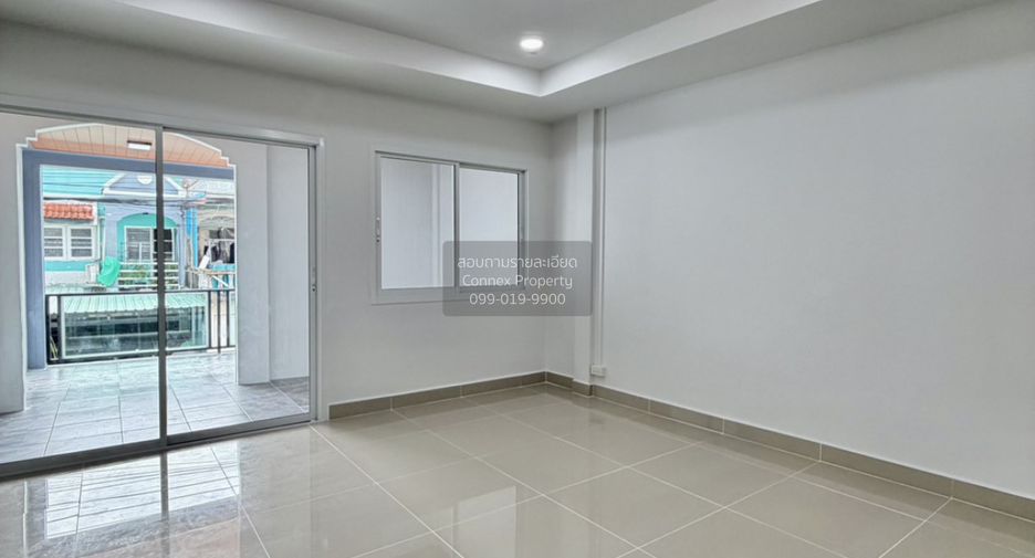 For sale 3 bedrooms townhouse in Mueang Nonthaburi, Nonthaburi